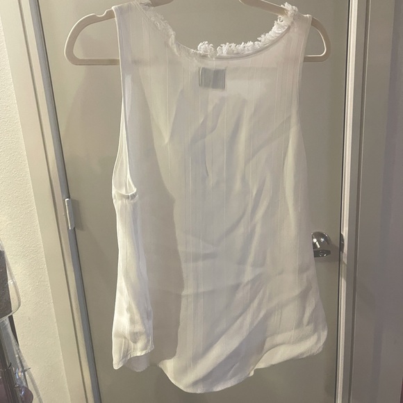 TINA + JO White Tank - Picture 2 of 2